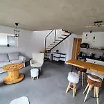 Шале Chalupky Pod Viaduktom Телгарт